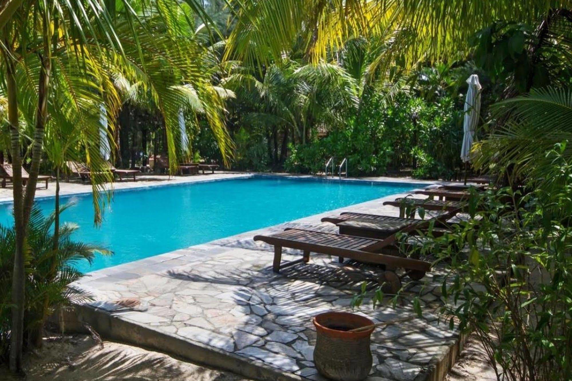 Le Domaine De Tam Hai Resort An Hoa Exterior photo