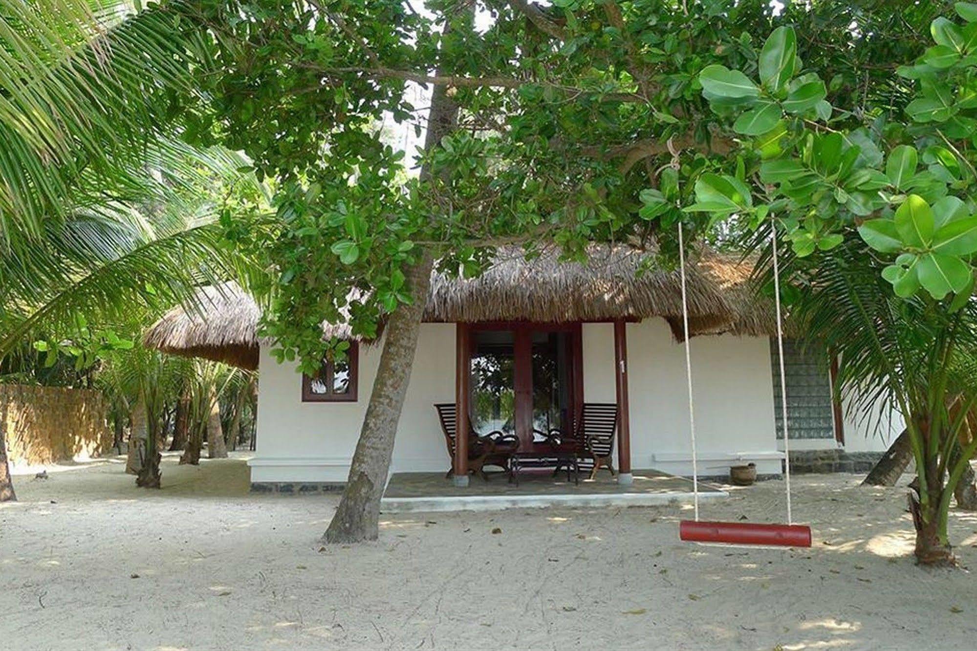 Le Domaine De Tam Hai Resort An Hoa Exterior photo